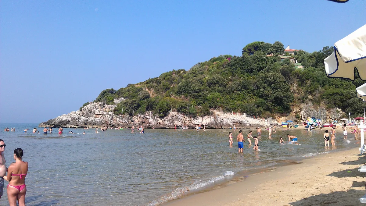 Come visitare la Grotta del Turco a Gaeta: accesso e consigli