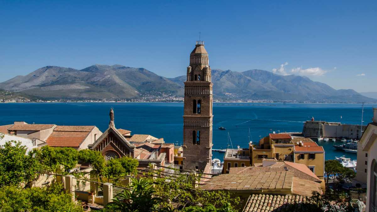 Gaeta e Montecassino: itinerario storico tra abbazie e WWII